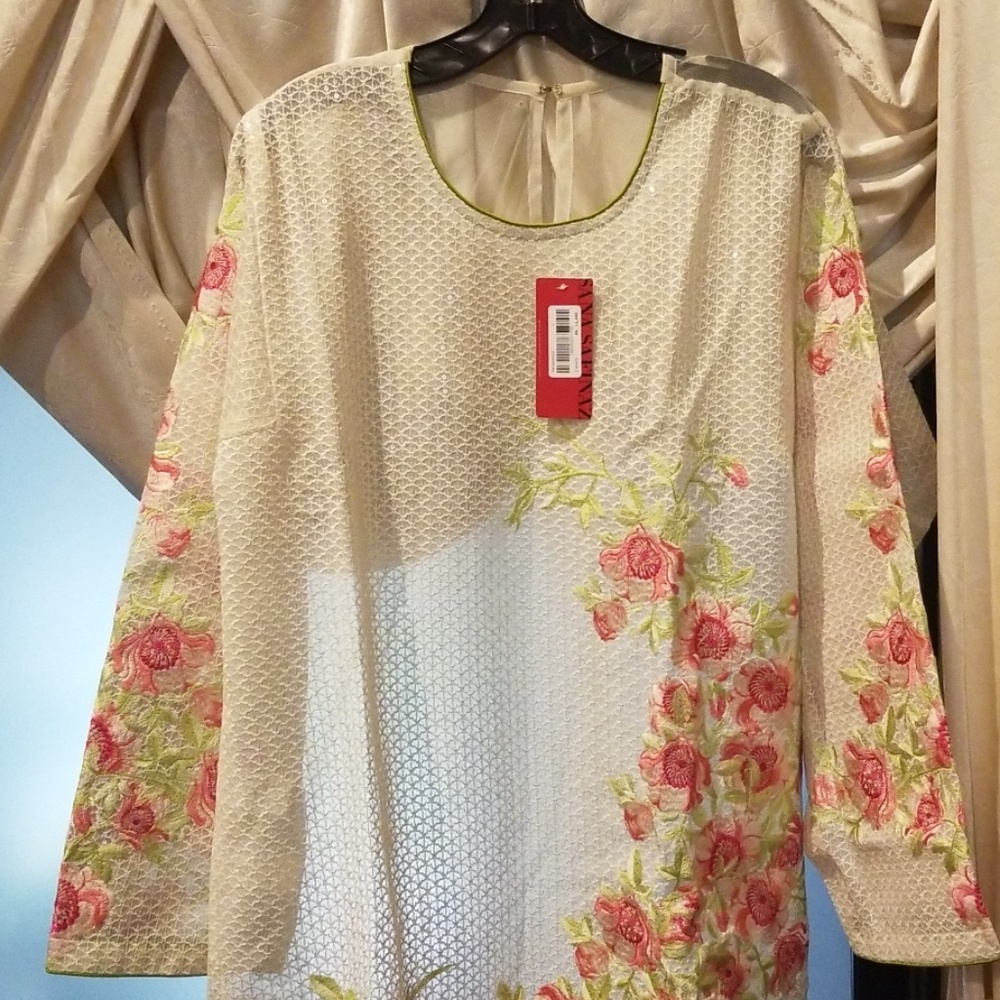 NWT Sana Safinaz White Net Kurta w/ Flower Work